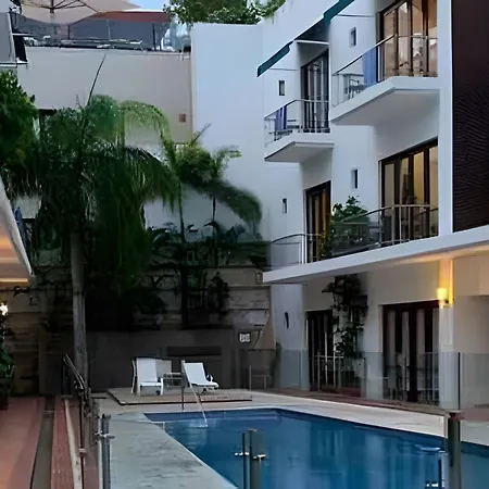 212 Walled Magical Cartagena